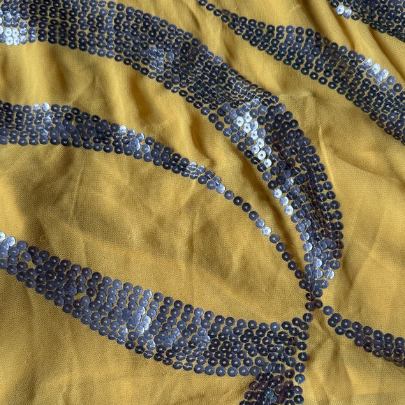 DKNYC Golden Yellow Blouse - Picture 3 of 5